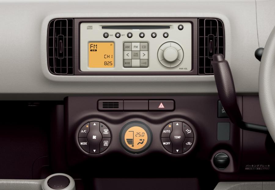 Toyota Passo 2015 года  (фото 27 из 33)